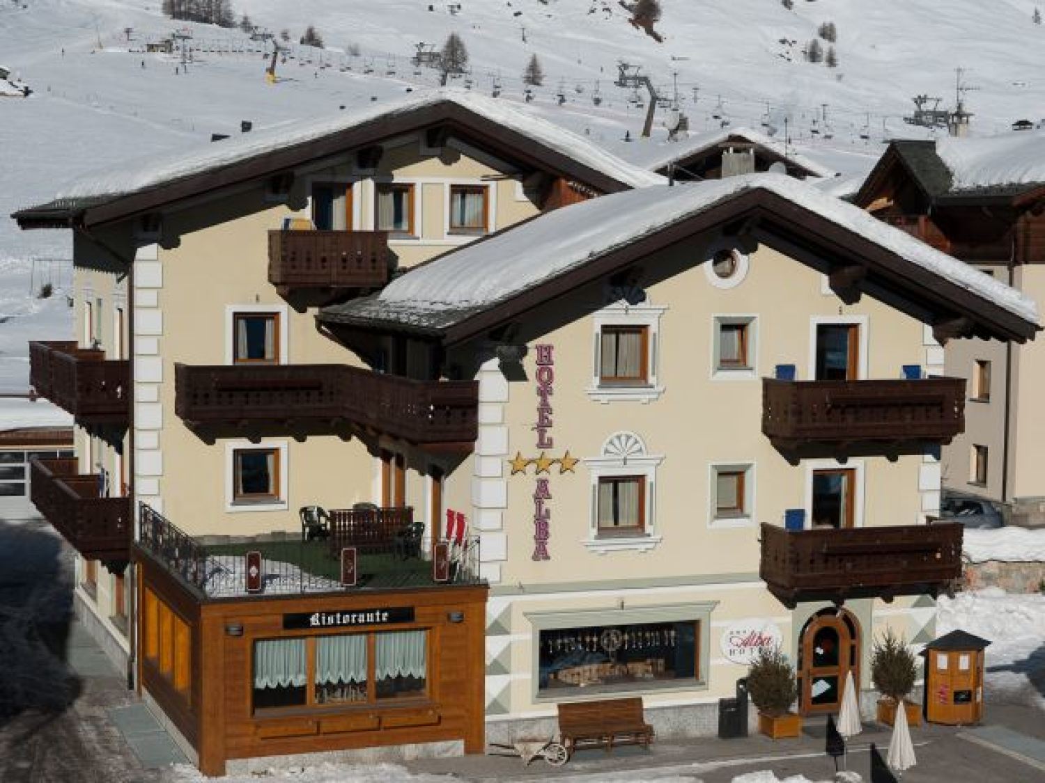 https://www.valtellinaok.com/Foto/Ristoranti/112/ristorante alba livigno.jpg